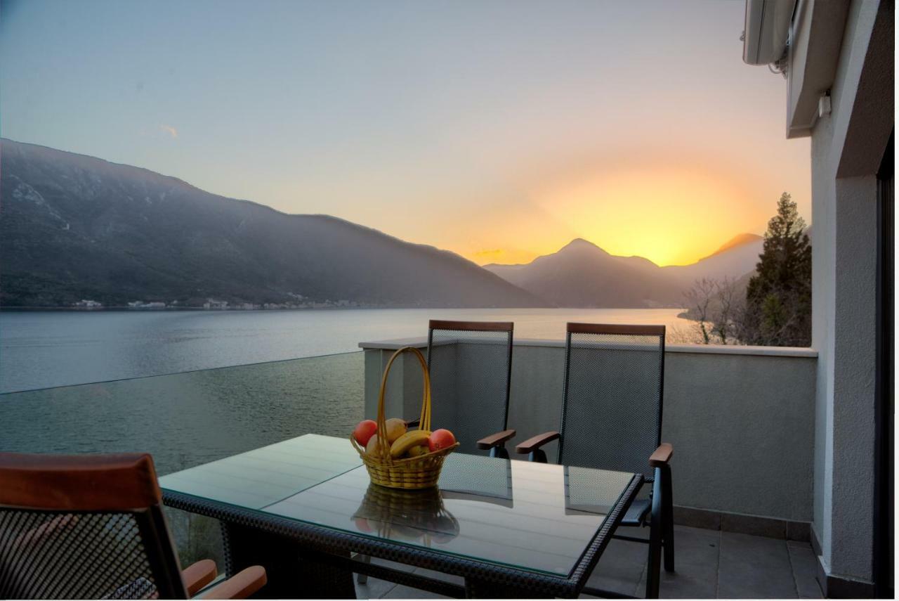 Bajova Kula Luxury Residences Kotor Bagian luar foto