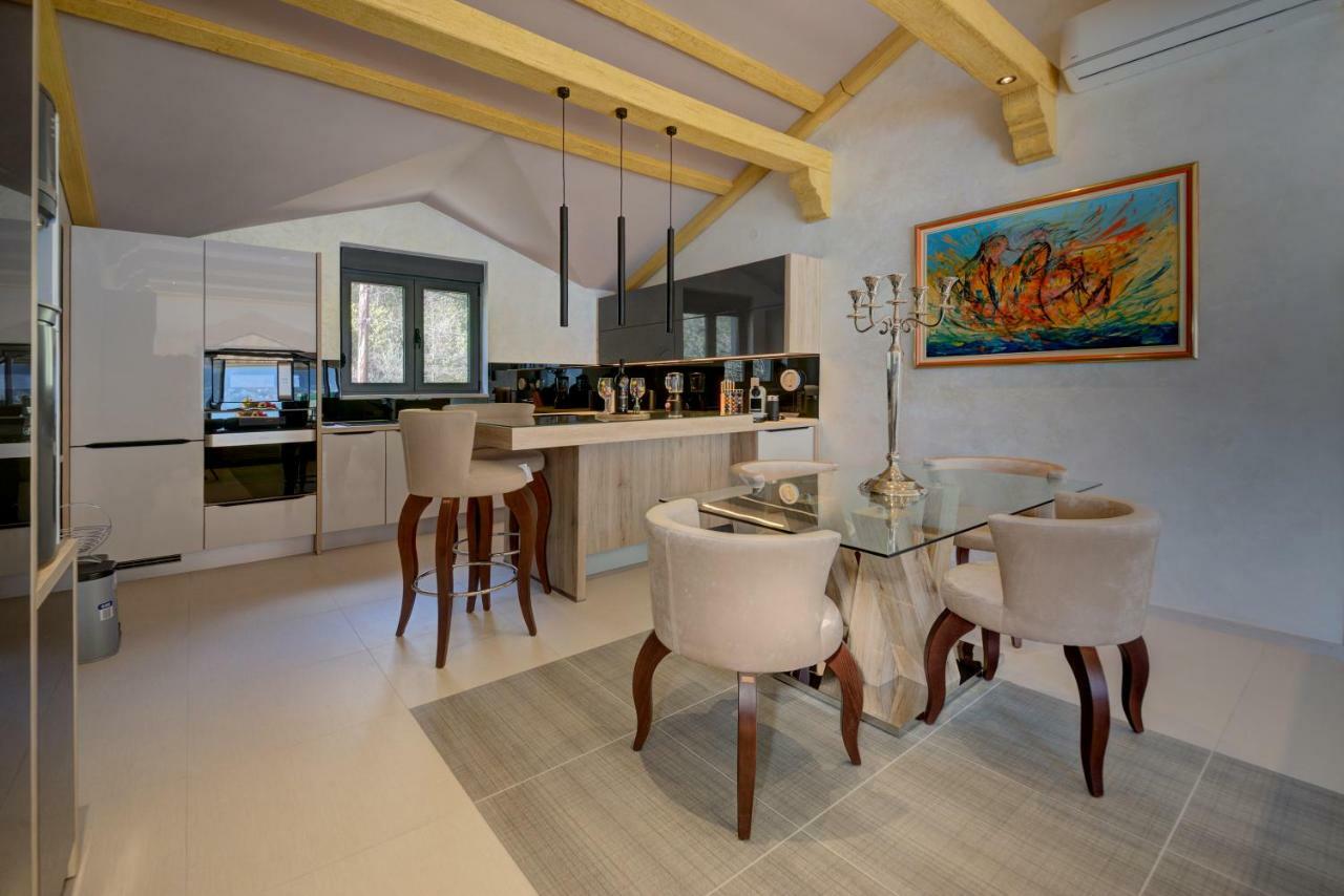 Bajova Kula Luxury Residences Kotor Bagian luar foto