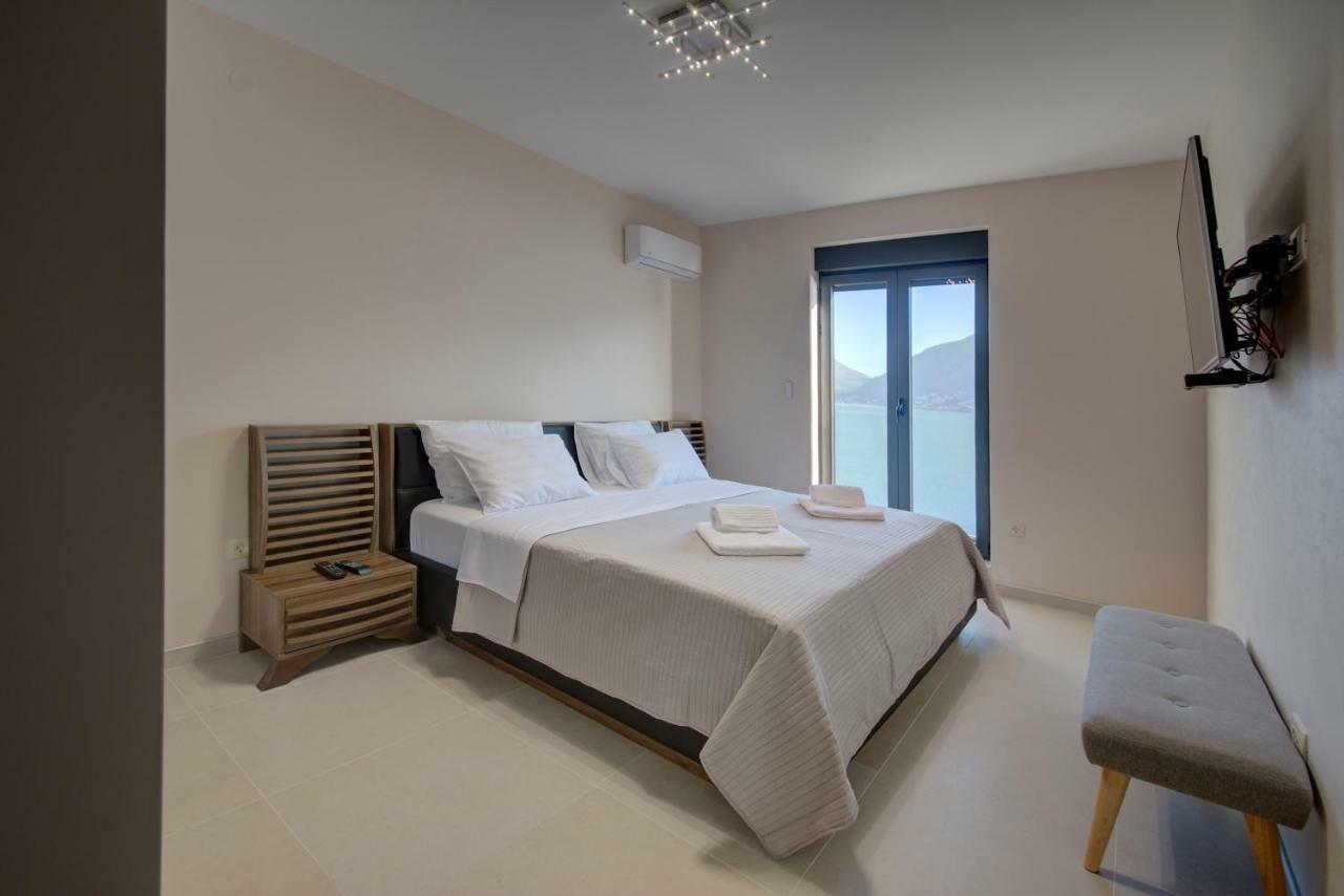 Bajova Kula Luxury Residences Kotor Bagian luar foto