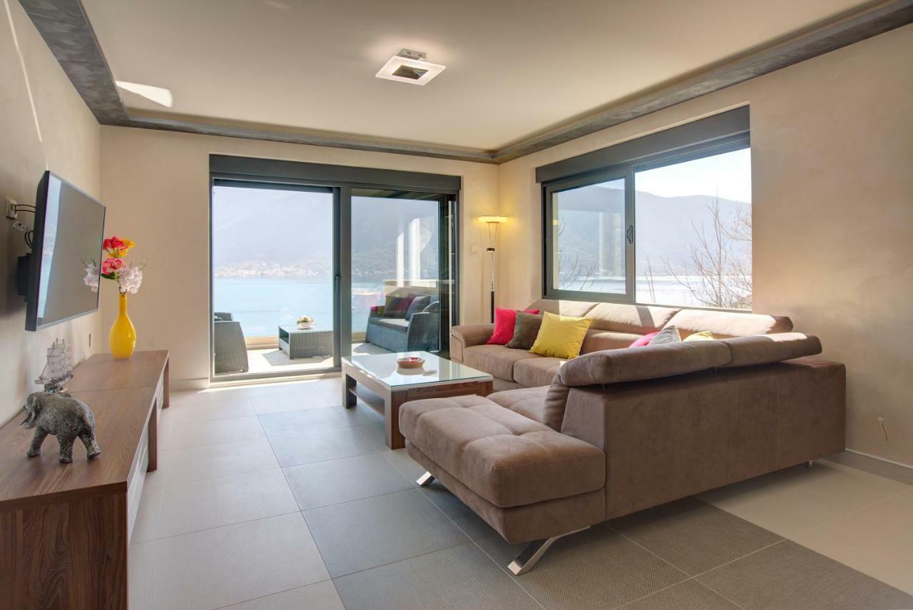 Bajova Kula Luxury Residences Kotor Bagian luar foto