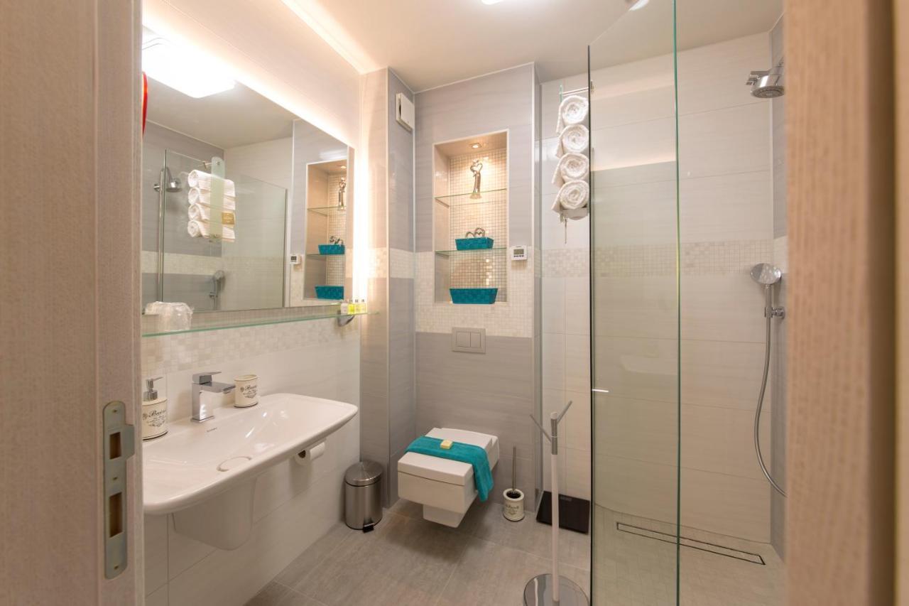 Bajova Kula Luxury Residences Kotor Bagian luar foto
