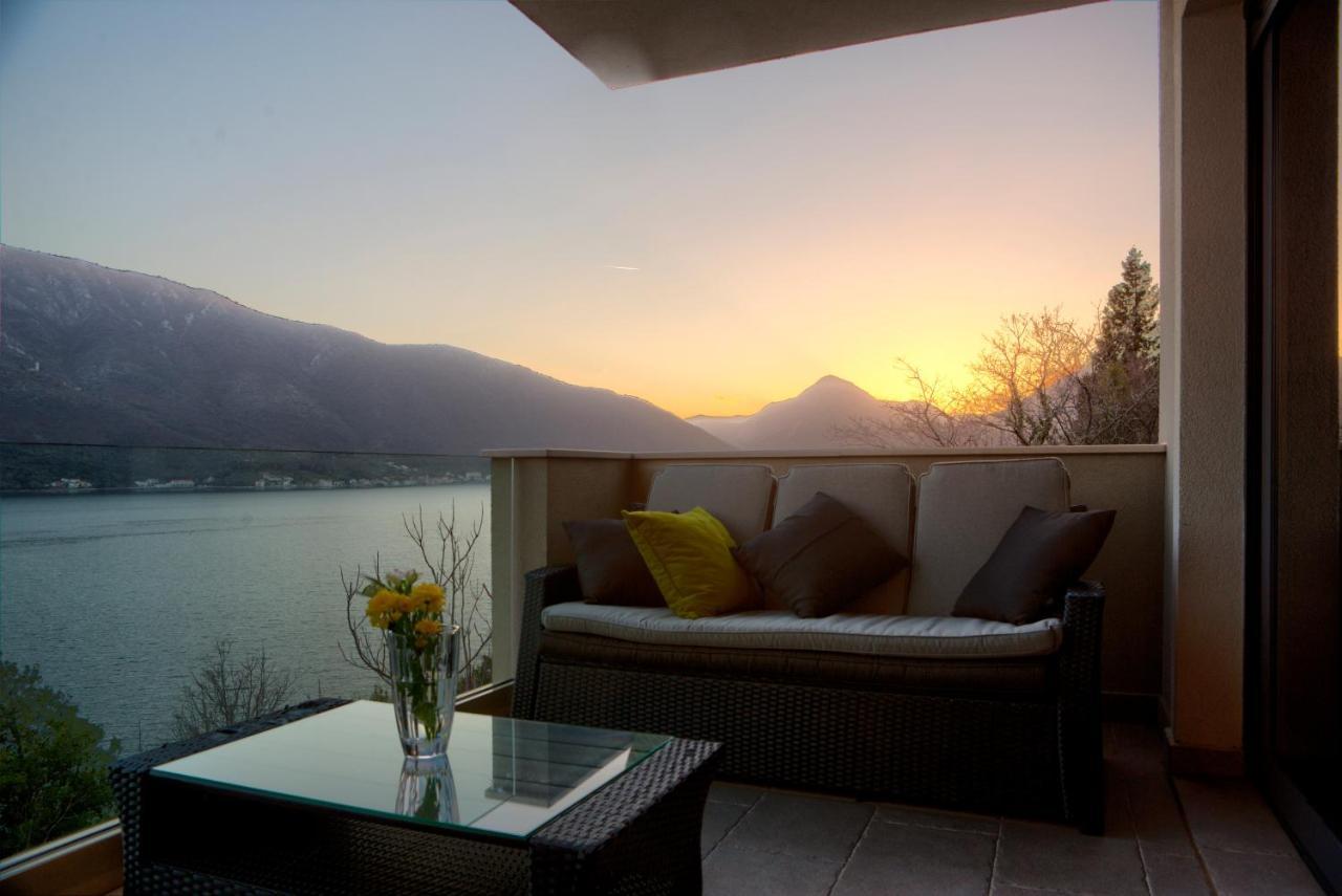 Bajova Kula Luxury Residences Kotor Bagian luar foto