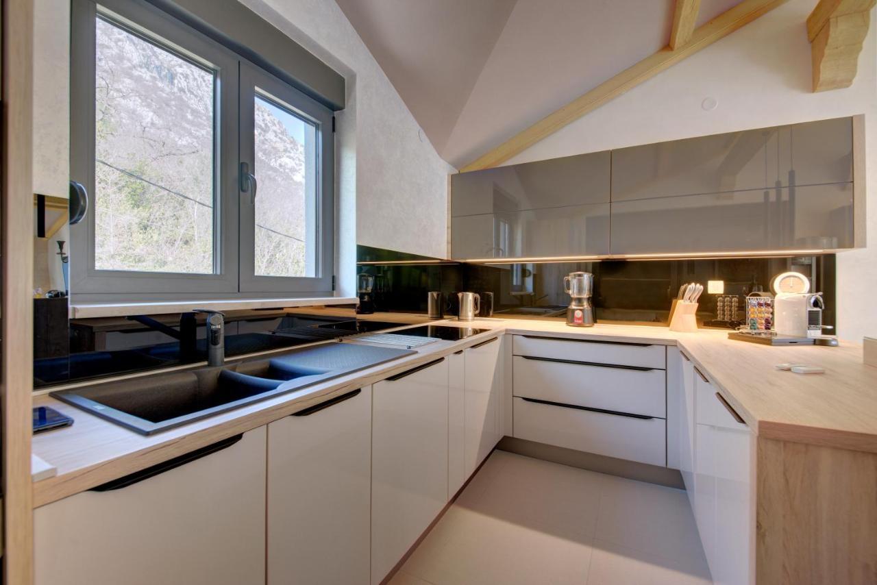 Bajova Kula Luxury Residences Kotor Bagian luar foto